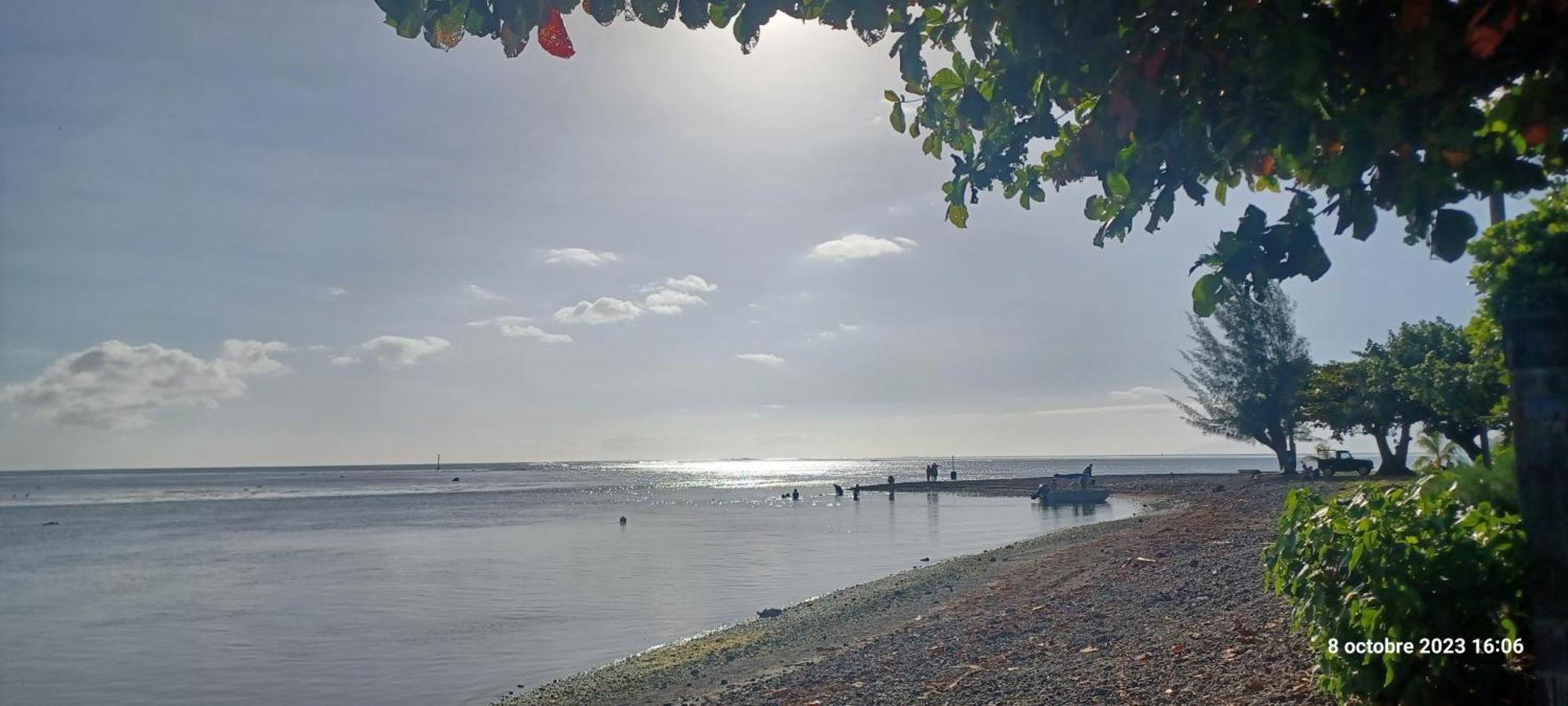 Hava'E Lodge Teahupoo Esterno foto