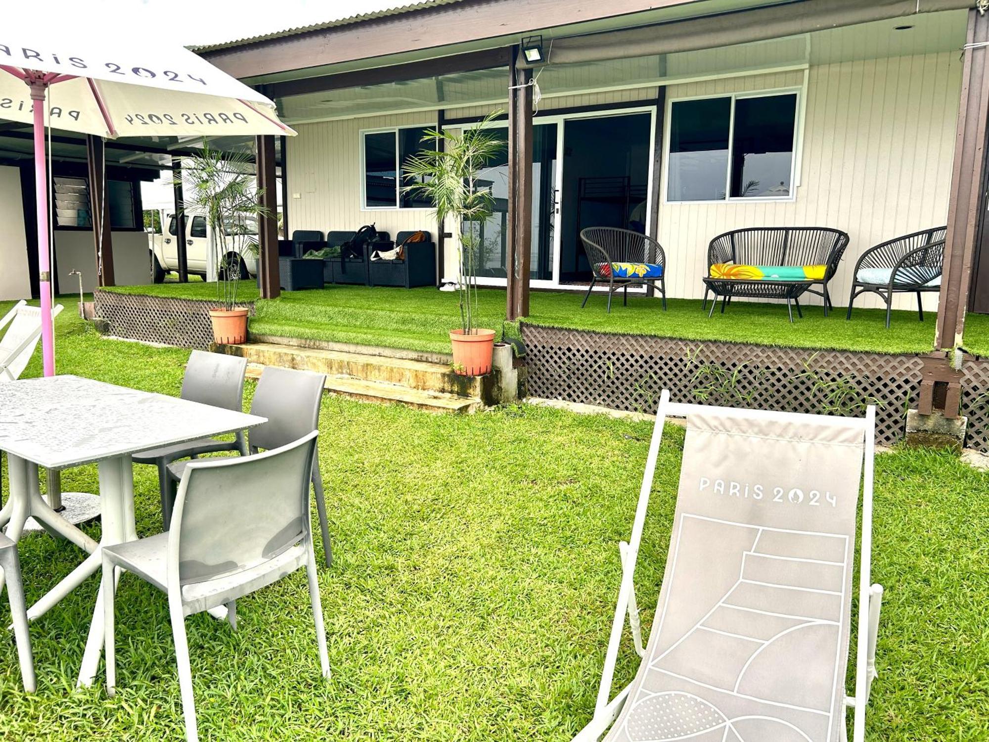 Hava'E Lodge Teahupoo Esterno foto