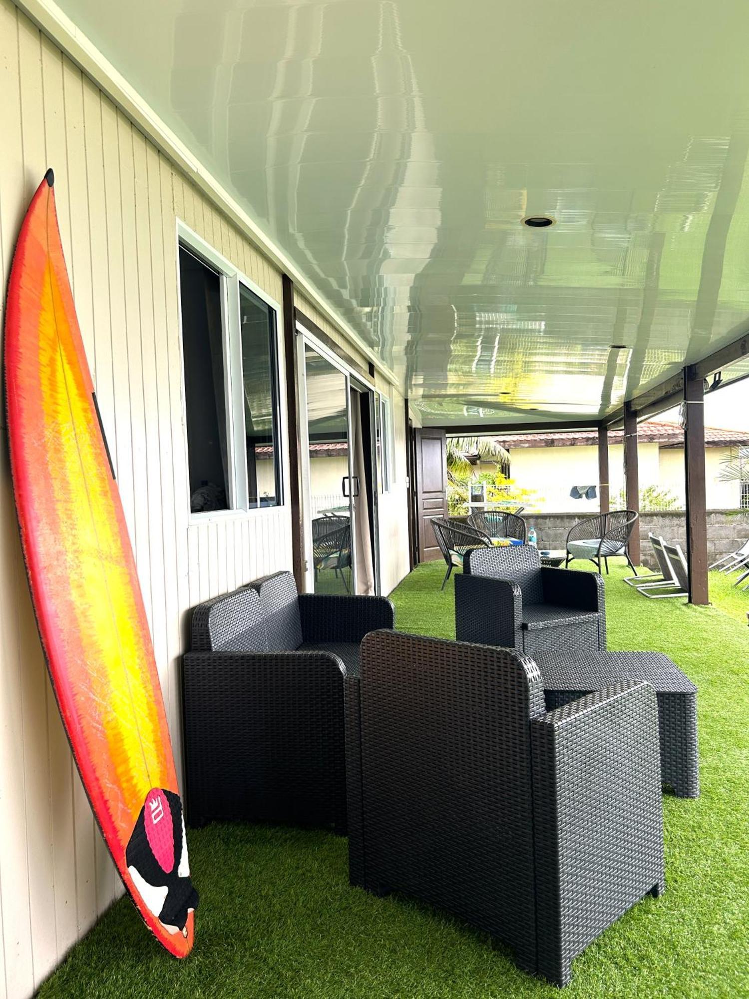Hava'E Lodge Teahupoo Esterno foto